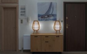 Max Blue Apartment, A Stay Like No Other